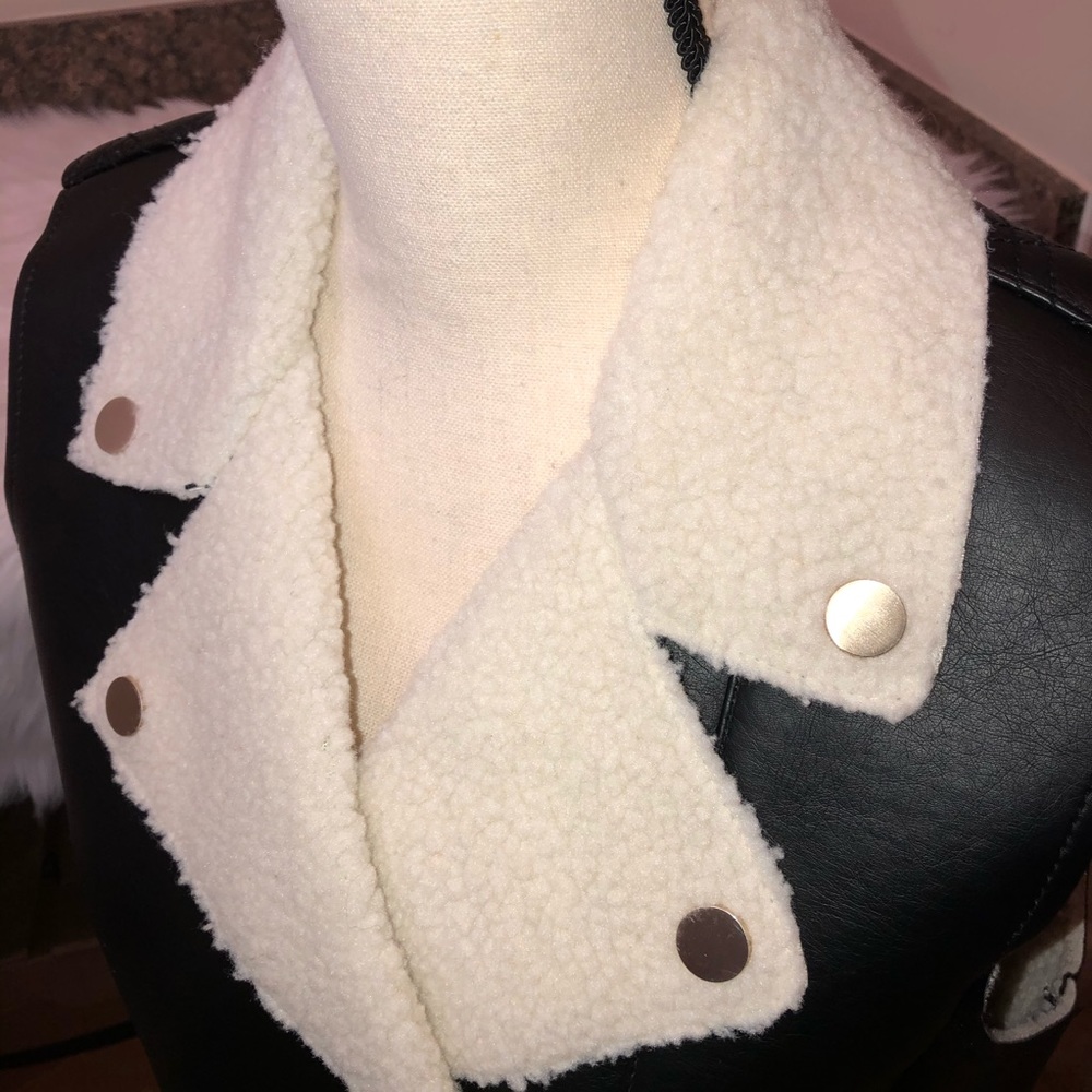 NWT Armani A/X Faux Shearling Moto Vest - Picture 3 of 11
